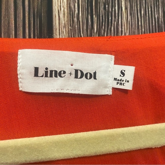 Line * Dot | red asymmetrical neckline top - Picture 3 of 3